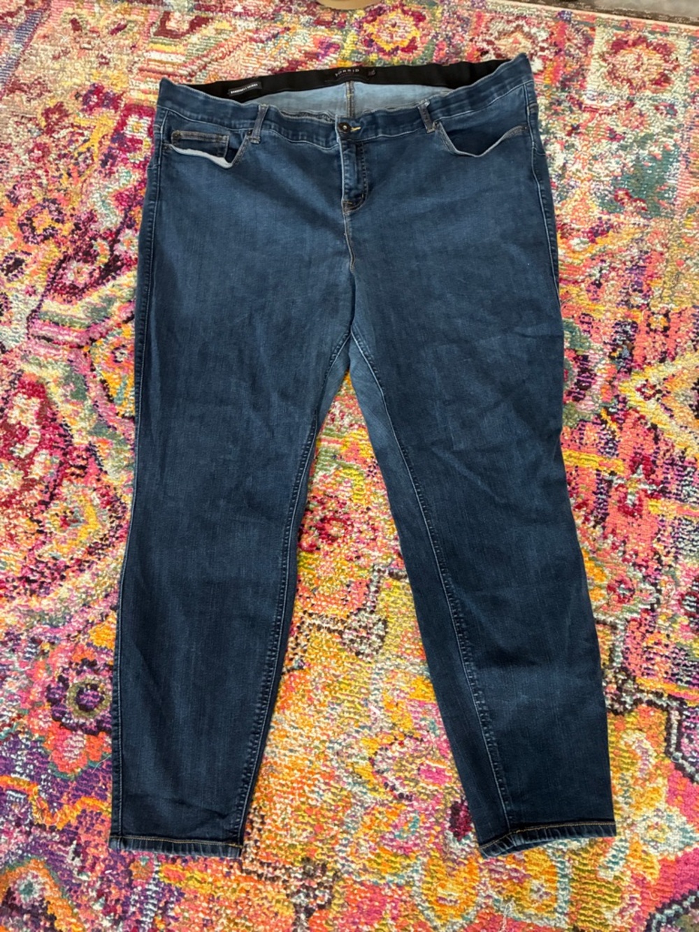 Women’s Dark Wash Skinny Jeans - Stretch Denim